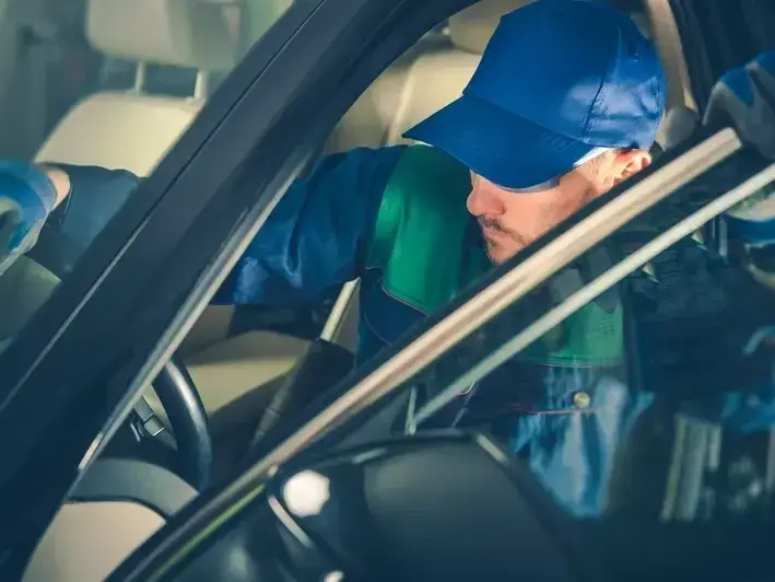 windshield replacement service van parked near Luther Burbank Park on Mercer Island